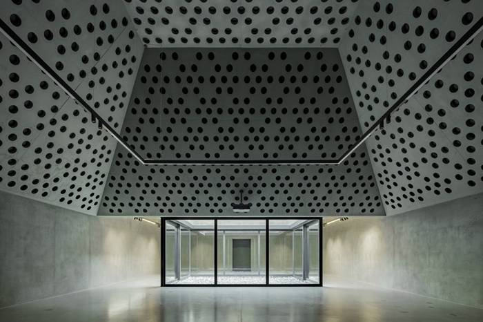 Pedevilla Architects, Beton Eisack HQ di Chiusa (BZ).