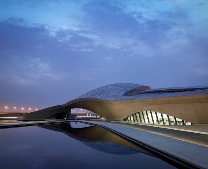 Esterno BEEAH, Zaha Hadid Architects.