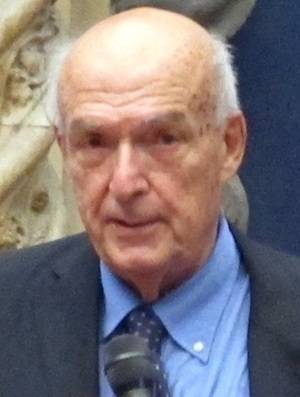 Professore Antonio Paolucci.