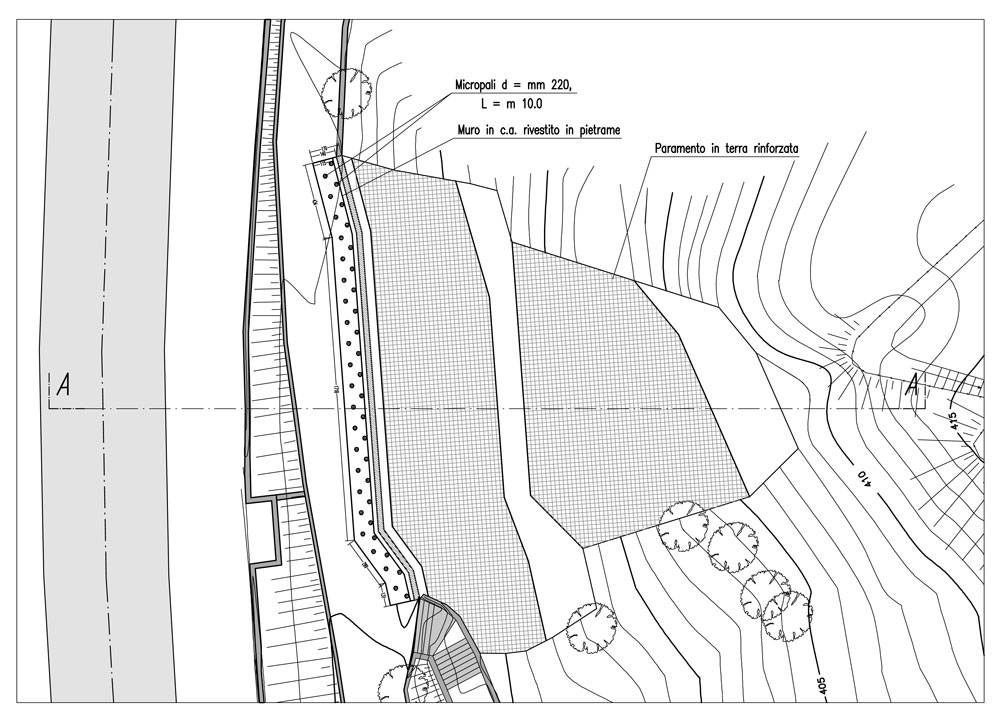 Figura 4 – Intervento di bonifica di una frana con terra rinforzata con geotessile armato. Pianta.