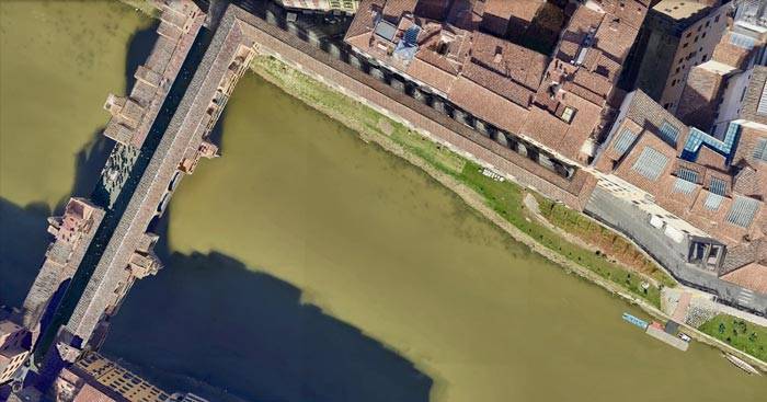 Corridoio Vasariano di Firenze visto dall'alto.