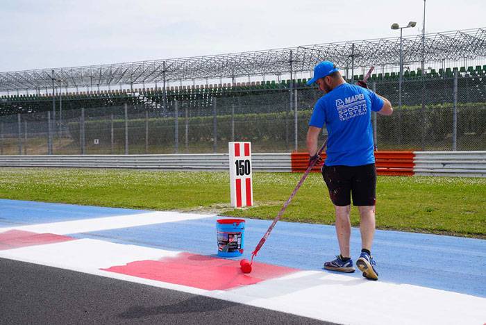 Mapecoat TNS Race Track di Mapei per il circuito di Misano.