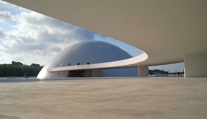 Centro culturale internazionale Oscar Niemeyer a Avilés, Asturie in Spagna.
