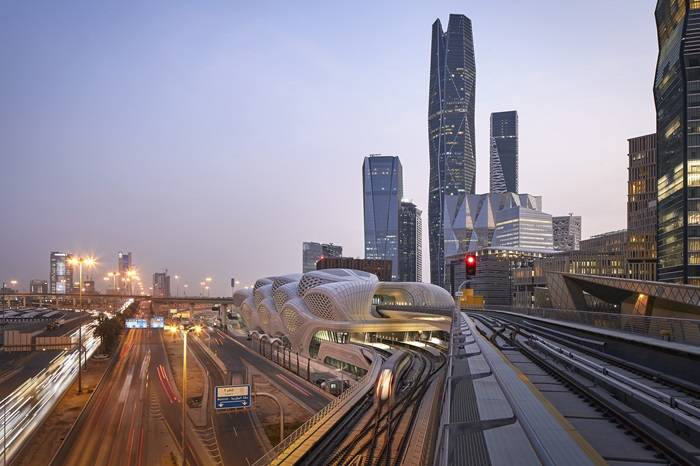 Stazione della metropolitana del King Abdullah Financial District (KAFD), Zaha Hadid Architects.