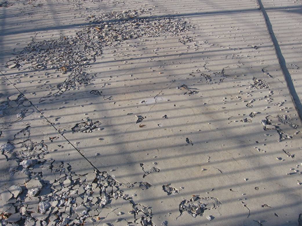 Effetti del ciclo/disgelo su una pavimentazione in calcestruzzo