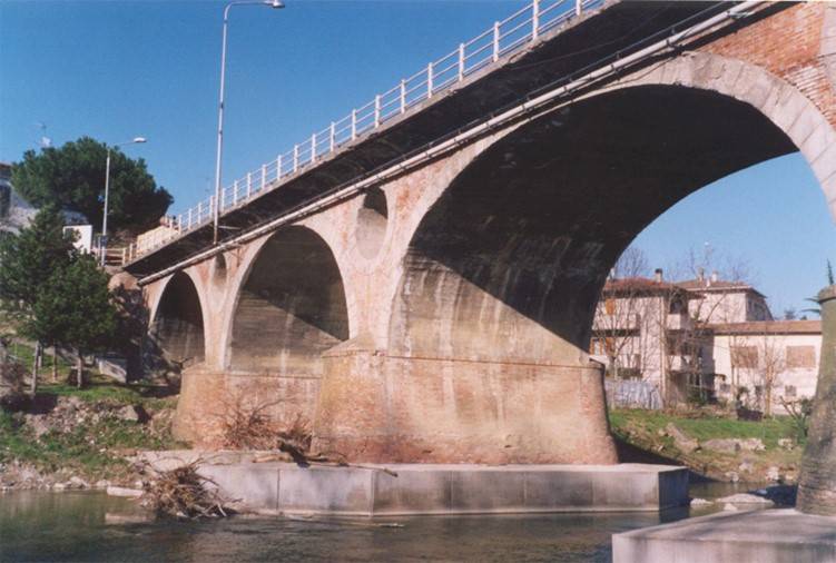 Fig. 5– Il ponte storico.