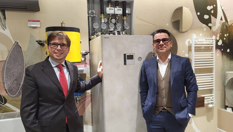 Daniele Spizzotin (a destra) General Manager e Massimo Motta,Training Manager e Product Manager residenziale e pompe di calore aria-acqua intervistati da Ingenio