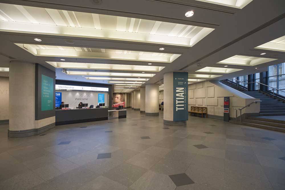 Sainsbury Wing foyer, ottobre 2020